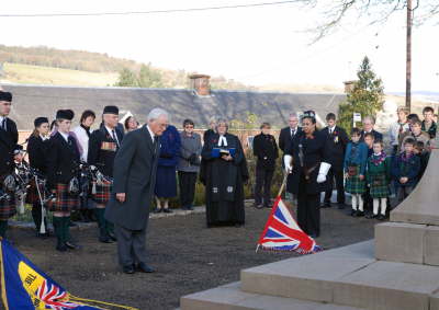 The Revd Sheila Kirk led the service at Alyth War Memorial [image by DH Todd]