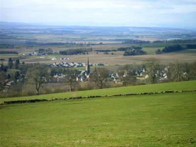 Alyth Parish Church's prominent spire reaches out from the town.