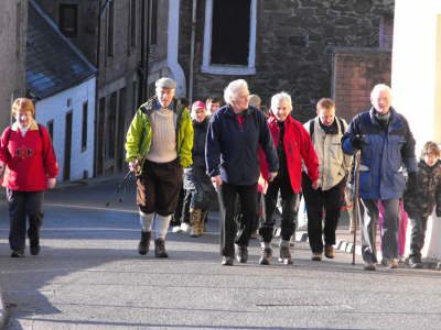 Negotiating the first hill of the morning - Toutie Street!