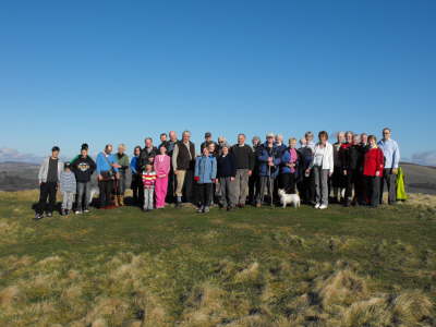 A large turnout of members and friends of Alyth Parish Church gathered at the summit of Alyth Hill on Easter Sunday morning for an act of worship.