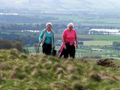 Margaret Aitchison and Kate McLeish head to the top.